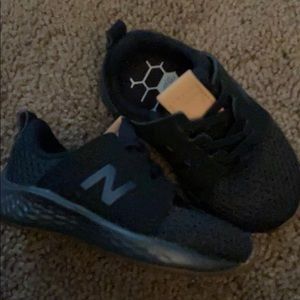 New balance 4c fresh foam black sneakers